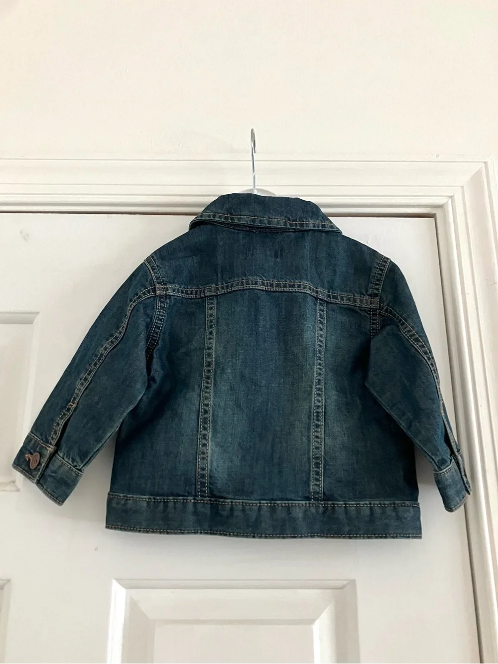 The children’s place dark wash whimsical denim jean jacket-size 9-12m